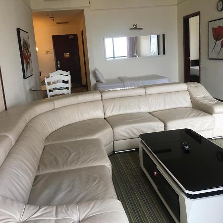Sabah Suites At Times Square Kl Kuala Lumpur Bagian luar foto