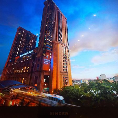 Sabah Suites At Times Square Kl Kuala Lumpur Bagian luar foto