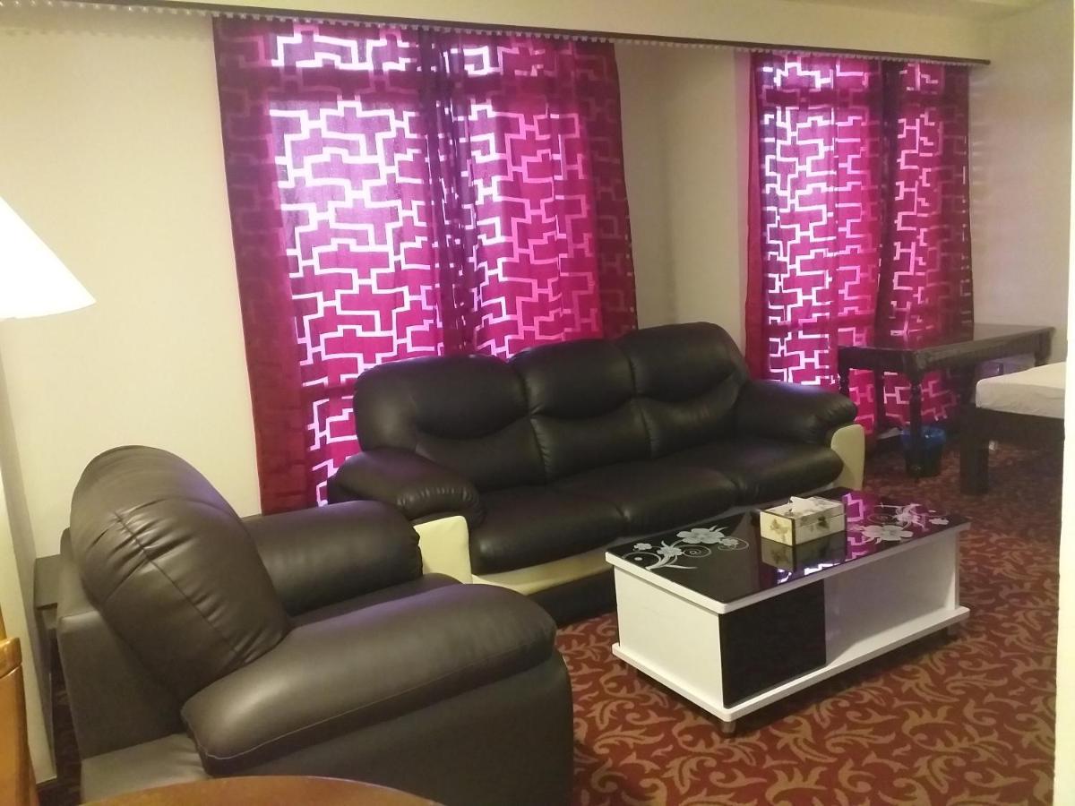 Sabah Suites At Times Square Kl Kuala Lumpur Bagian luar foto