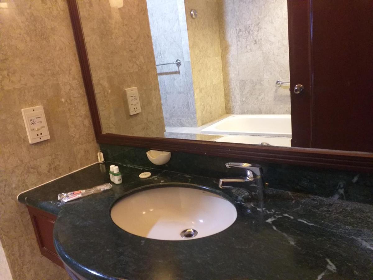 Sabah Suites At Times Square Kl Kuala Lumpur Bagian luar foto