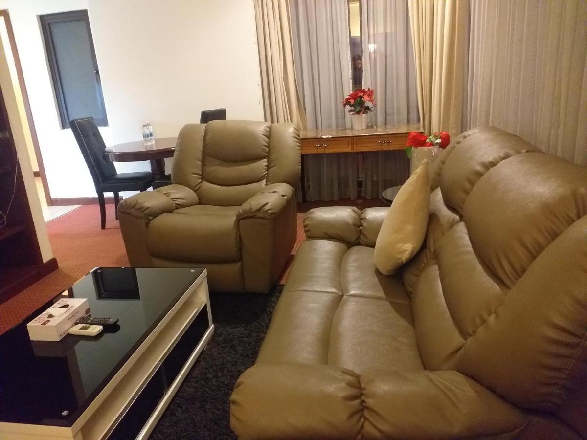 Sabah Suites At Times Square Kl Kuala Lumpur Bagian luar foto