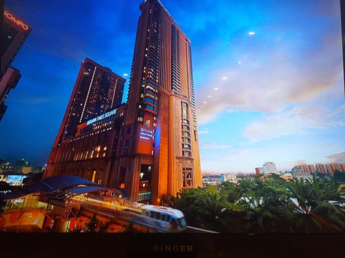 Sabah Suites At Times Square Kl Kuala Lumpur Bagian luar foto